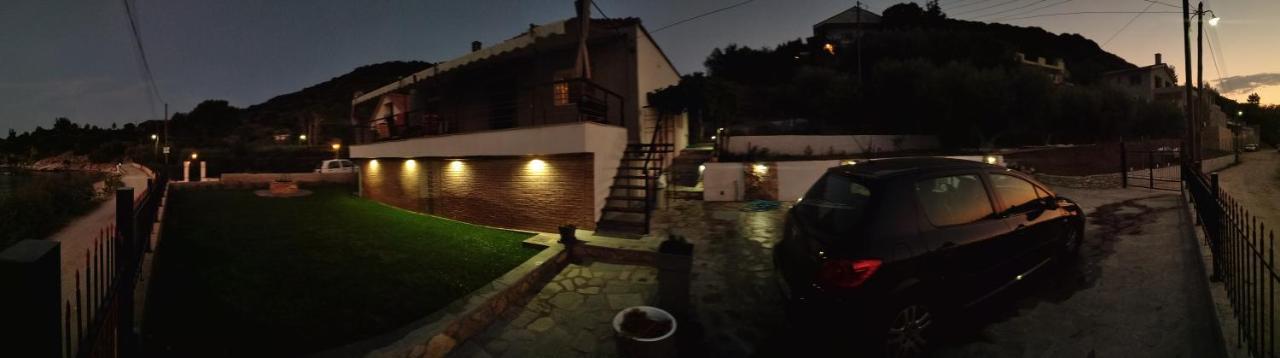 Villa Alexandra Nea Iraklitsa المظهر الخارجي الصورة